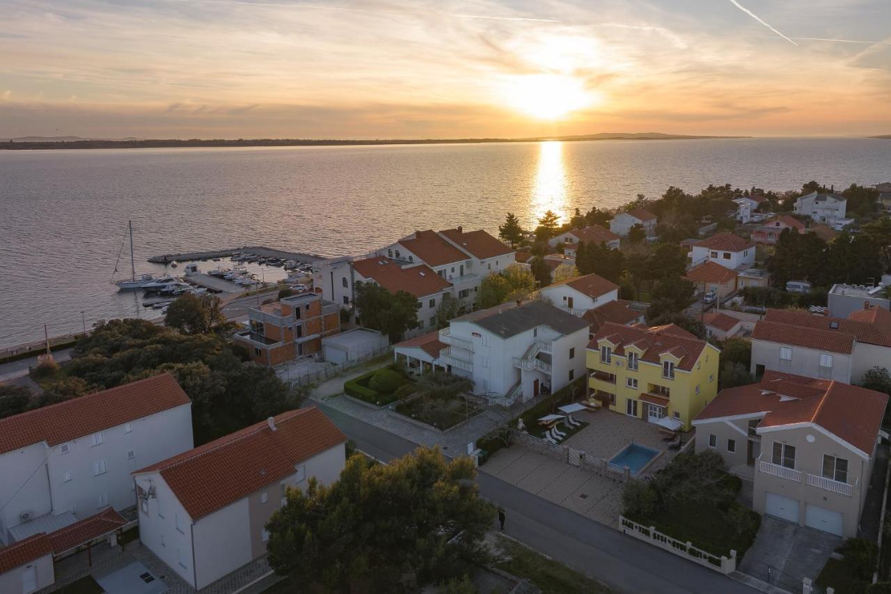 Apartments Oliva Vrsi Exteriör bild